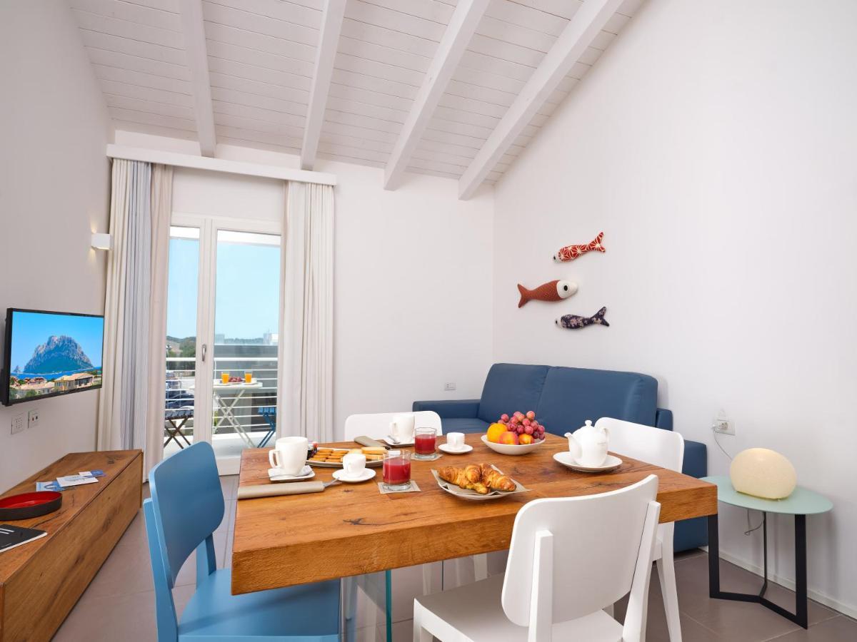 Felix Hotels - Hotel Residence Porto San Paolo Екстериор снимка