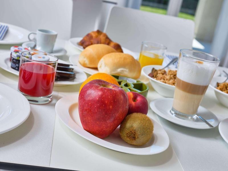 Felix Hotels - Hotel Residence Porto San Paolo Екстериор снимка